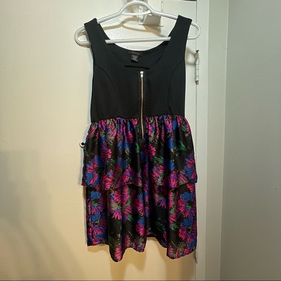 Zip Front Dress - Picture 1 of 2